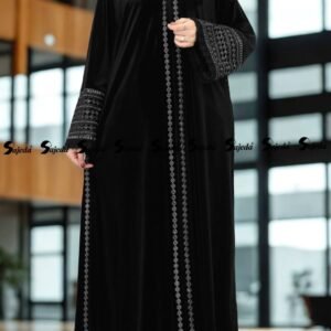 عباية مخمل شتوية